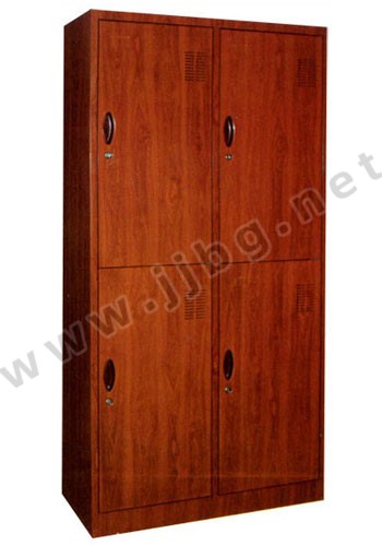 點擊查看商品:四門更衣柜（轉印）