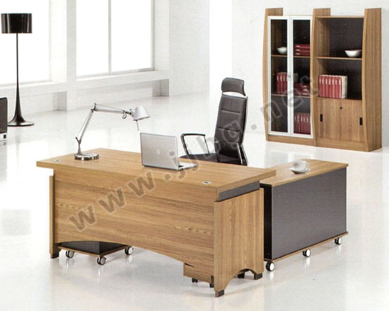 點擊查看商品:經(jīng)理臺