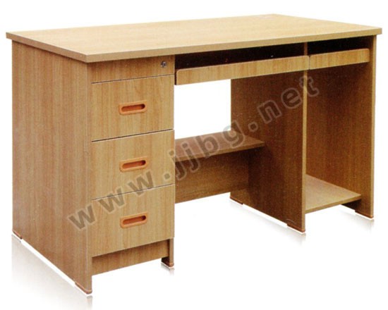 點擊查看商品:木制辦公桌